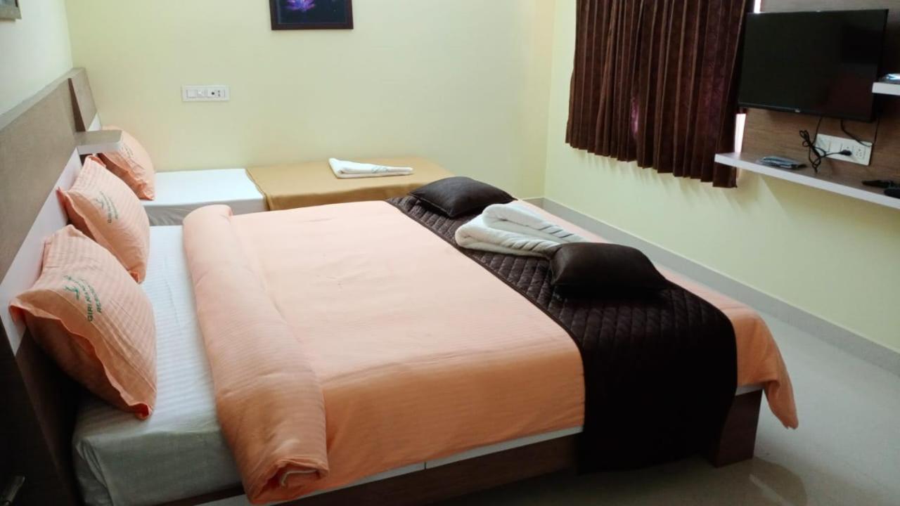 Giri Nandhana Residency Yelagiri Exterior foto